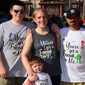 Meet your Posher, Laurie